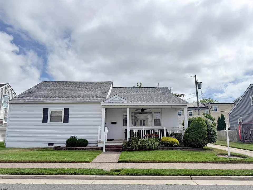 307 N Essex Ave