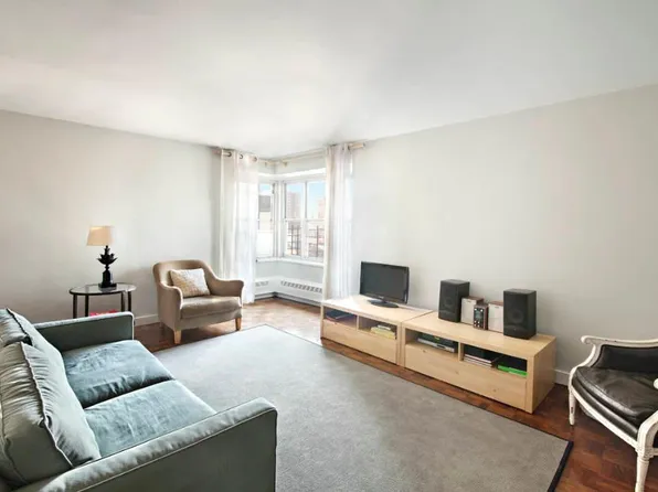573 Grand Street image 1 of 4