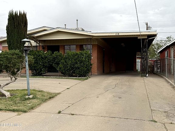 3rd image of 228 Mango Rd