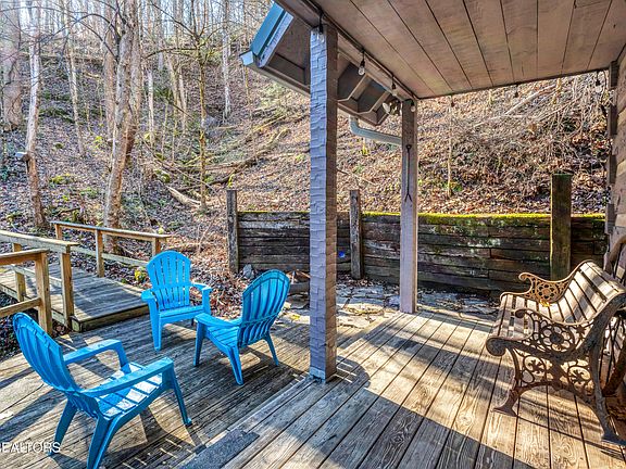 4th image of 260 Black Mash Hollow Rd