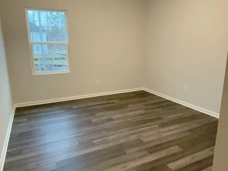 1013 Red Wing Dr — Photo 6