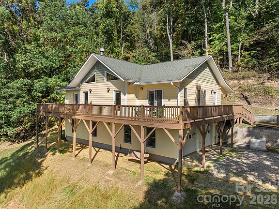 3rd image of 88 Brown Bear Way