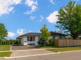 366 Wildwood Dr, Oakville, ON L6K1T2