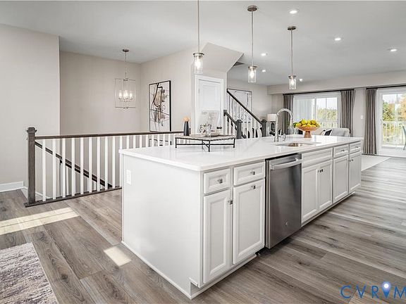 5th image of 2860 Calgary Ln