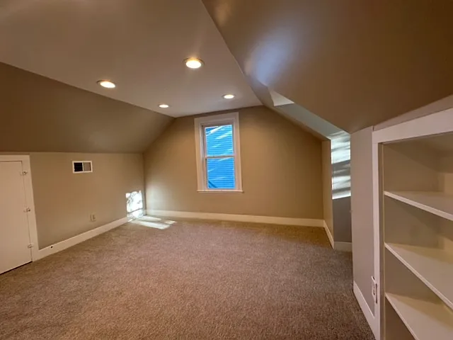 425 Meadow Park — Photo 17