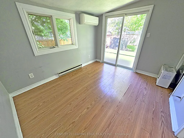 235 Bayview Ave #B — Photo 5