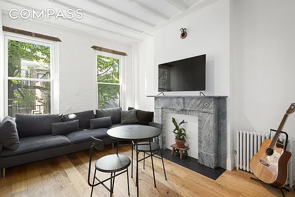 Rented by Compass | media 14