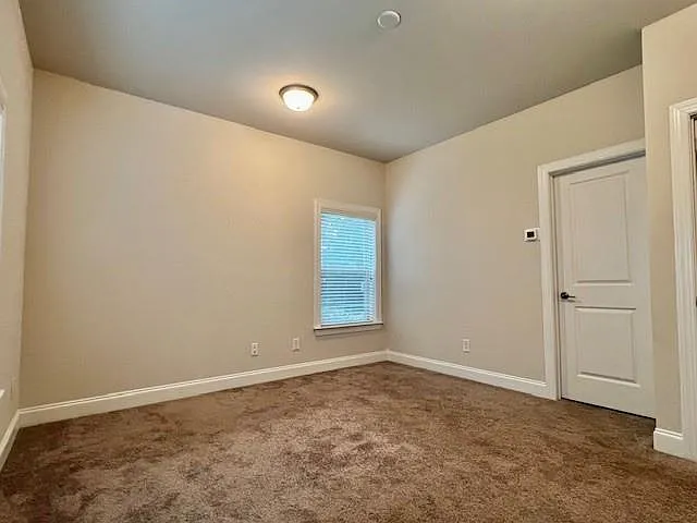2061 Morrison Ave — Photo 17