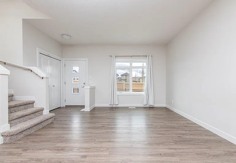 148 Sage Bluff Mnr NW — Photo 5