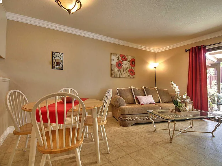 Living dining rooms