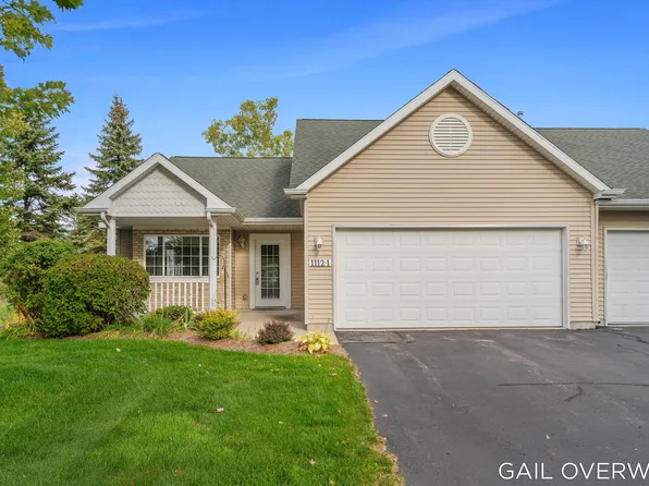 1112 Fountain View Cir Unit 1, Holland, MI 49423