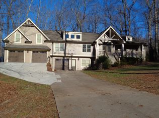 610 Hickory Creek Ln, Woodstock, GA 30188