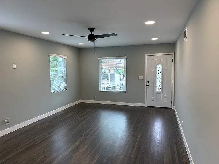 15502 Ermanita Ave — Photo 10