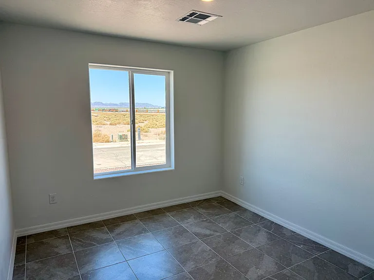 10857 Silver Spur Dr — Photo 23