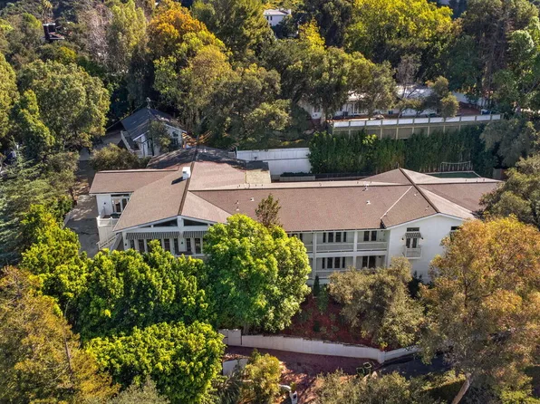 9669 Oak Pass Rd, Beverly Hills, CA 90210