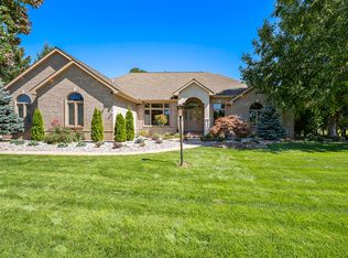 5355 Canyon River Dr NE, Ada, MI 49301