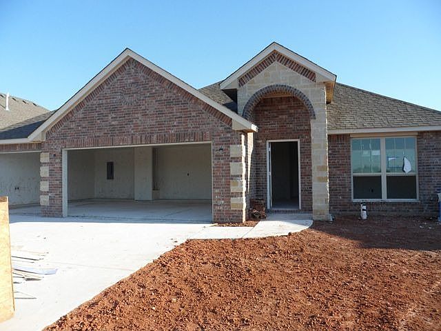 1305 Zachary Ln