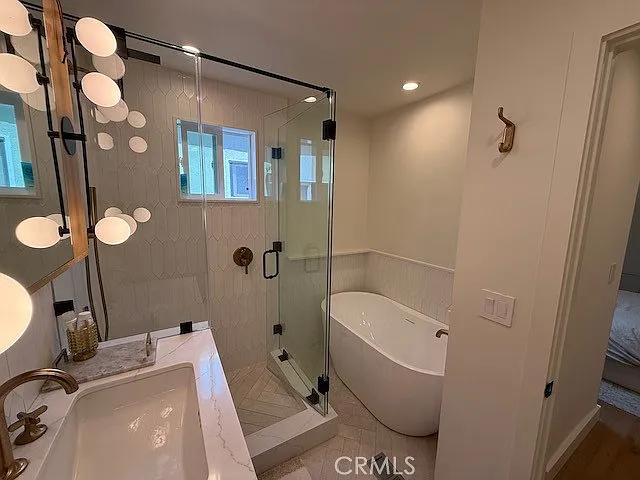 3302 Manhattan Ave — Photo 20