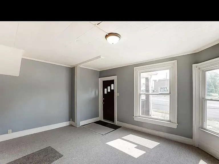 218 S Broad St #1 — Photo 3