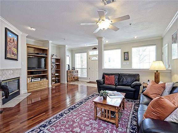 2nd image of 10300 Morado Cv APT 303