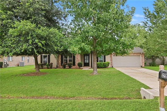 322 Turnwood Dr — Photo 2