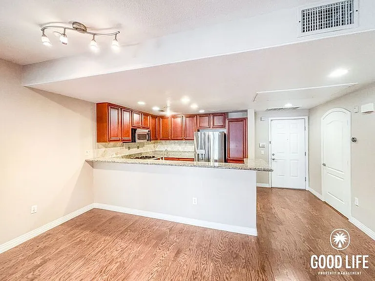1501 India St #214 — Photo 5