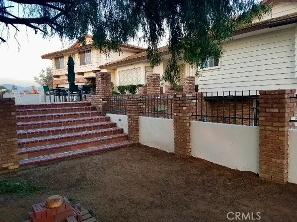 8450 54th St, Riverside, CA 92509