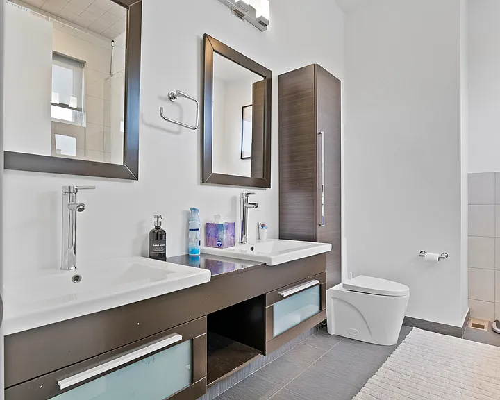 2437 W Jackson Blvd — Photo 18
