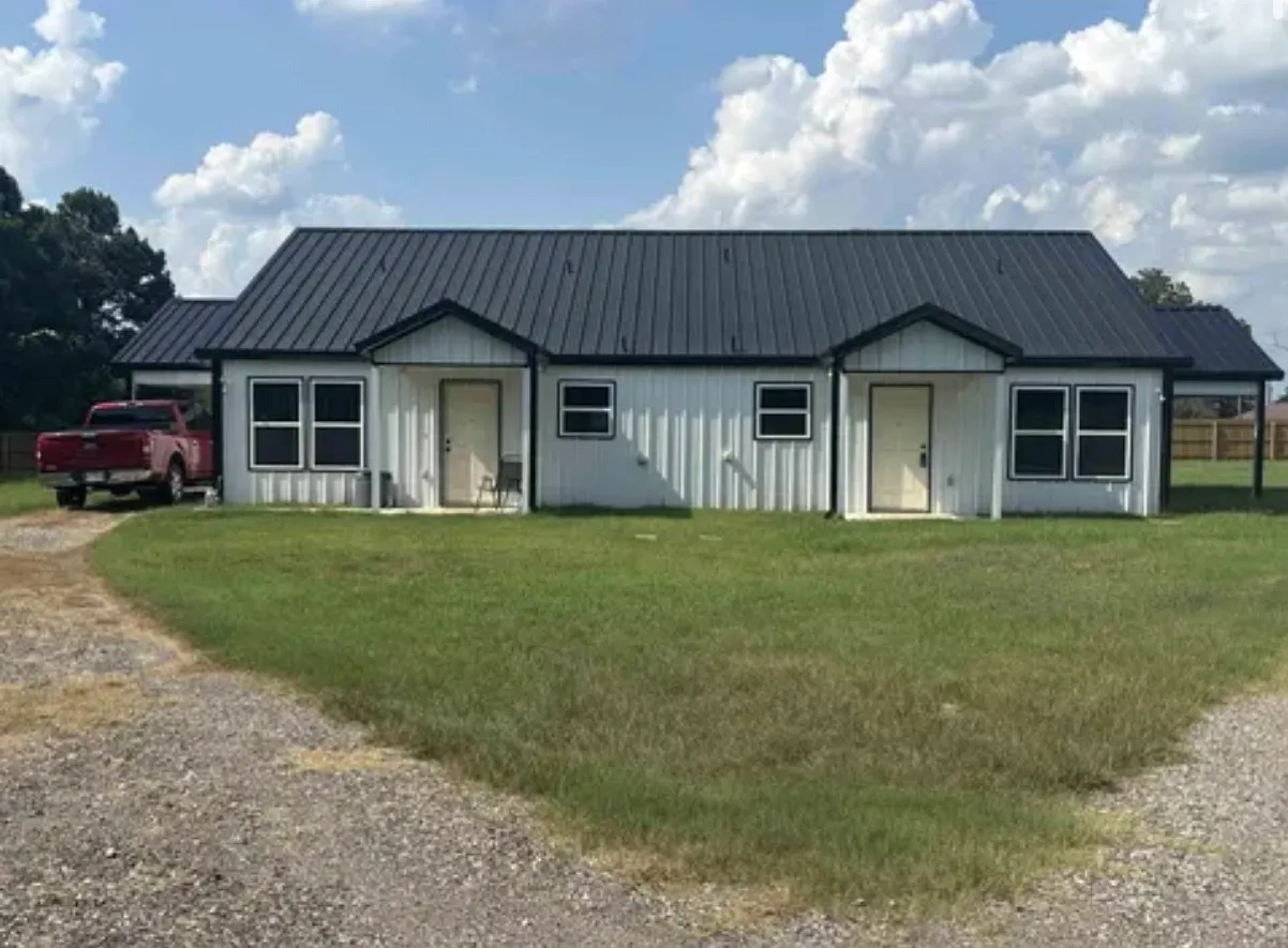 Larue Property — Photo 1