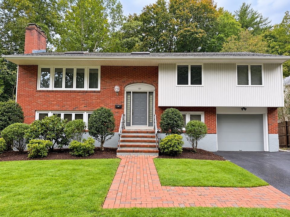 1st image of 151 Beaumont Ave