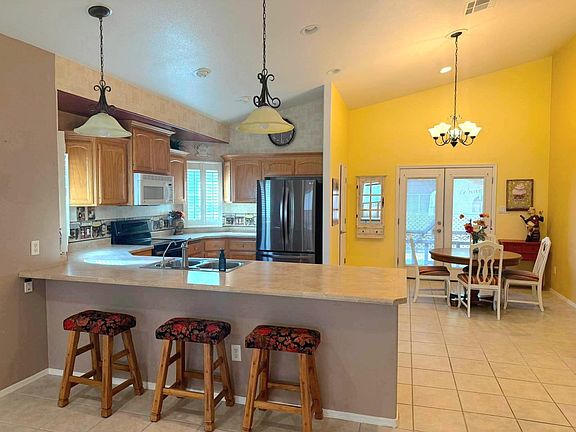 5th image of 5365 E 33rd Ln