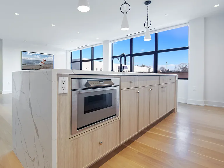 116 Sherman St — Photo 43
