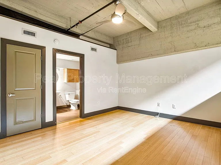 Trolley Lofts — Photo 18