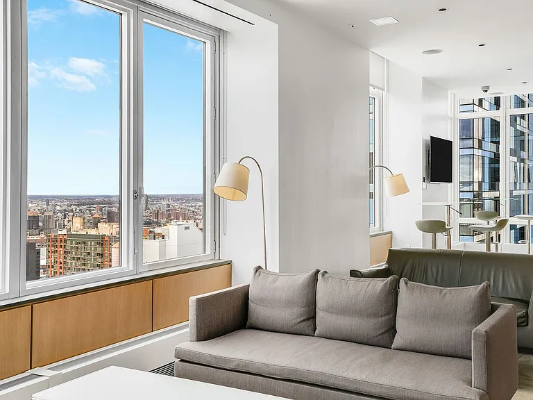 388 Bridge St #37D — Photo 15
