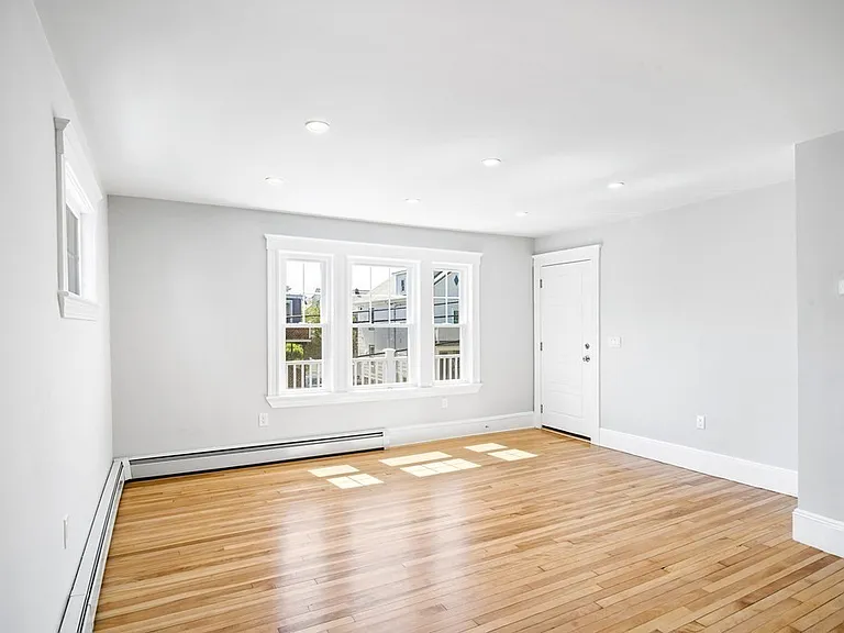 21 Harold St #2 — Photo 11