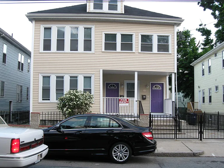 10 W Selden St #2 — Photo 9