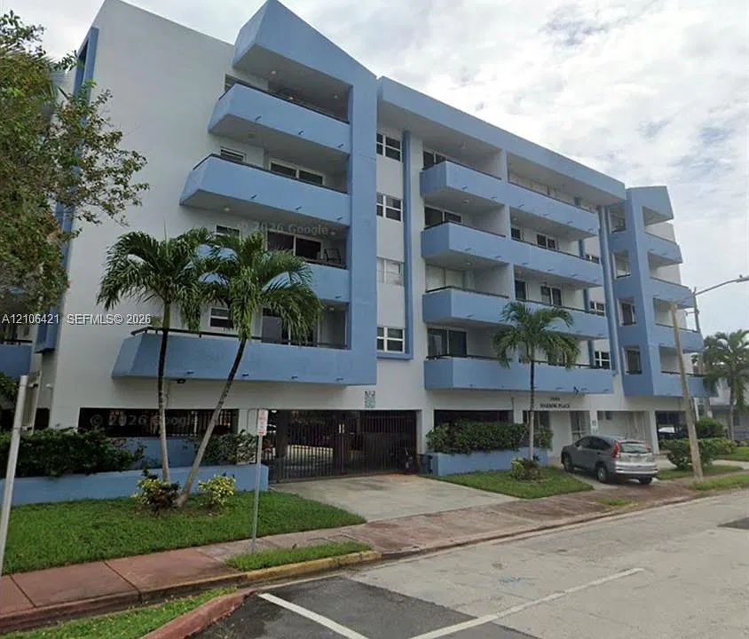 7440 Harding Ave #303