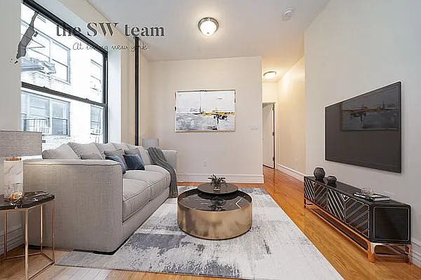 Rented by Living New York | media 1