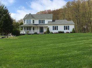 10 Laurel Ter, Manchester, CT 06040