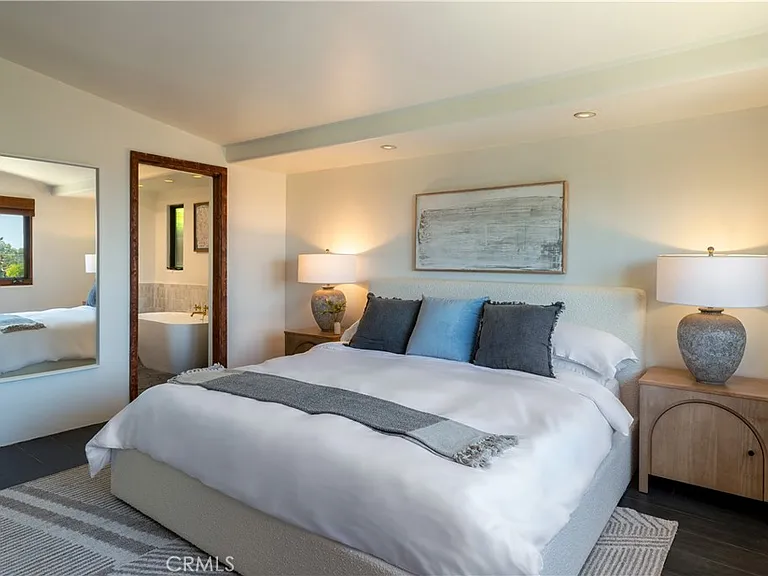 575 Center St — Photo 11