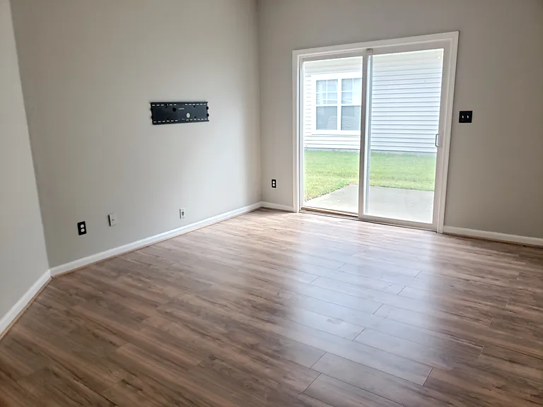 851 Norview Ave #206 — Photo 10