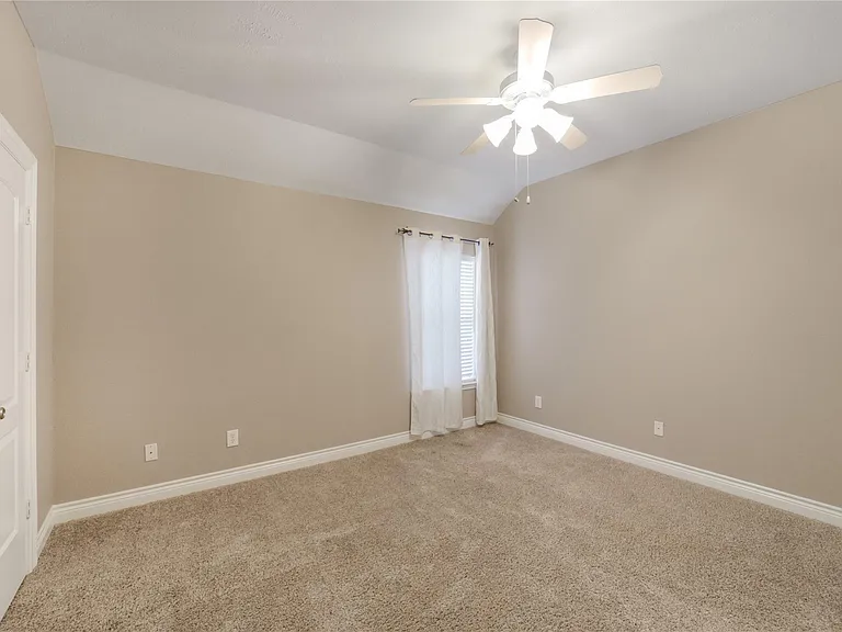 13715 Cypresswood Crossing Blvd — Photo 41