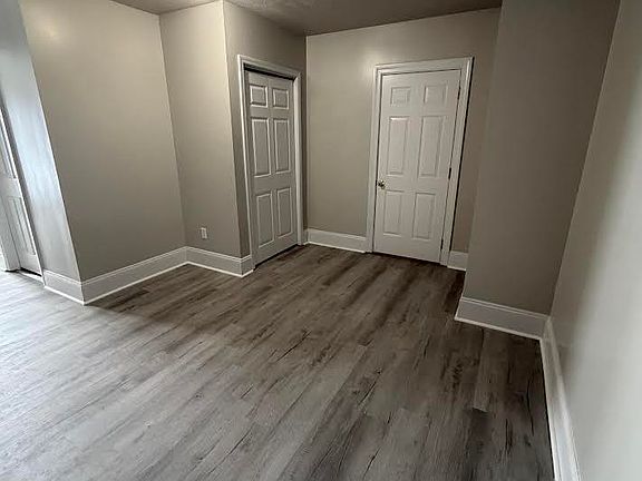 5th image of 135 Aster Ln