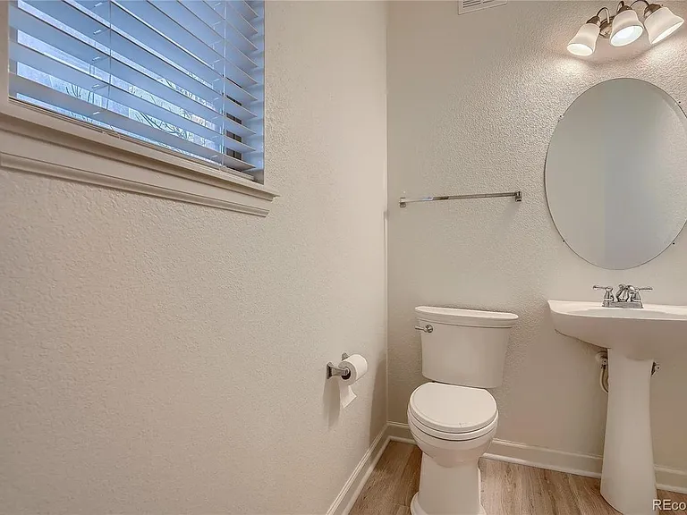 6387 S Xanadu Way — Photo 14