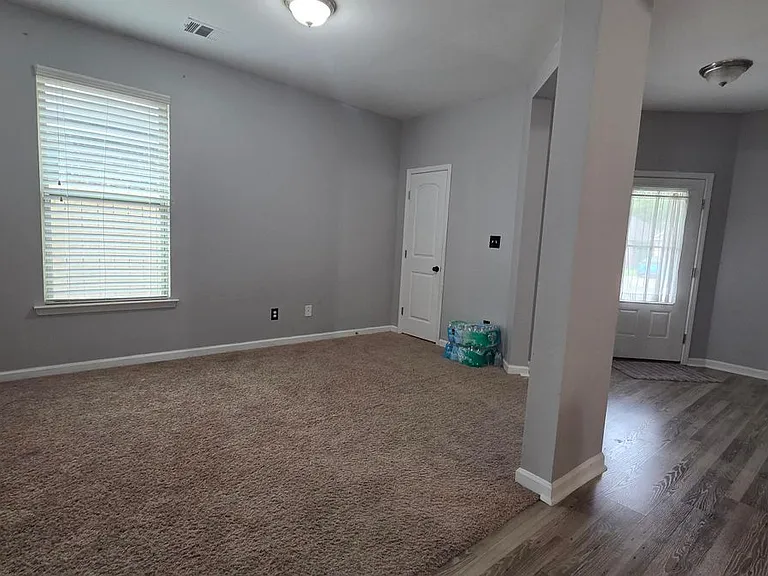 583 Fall River Dr — Photo 10