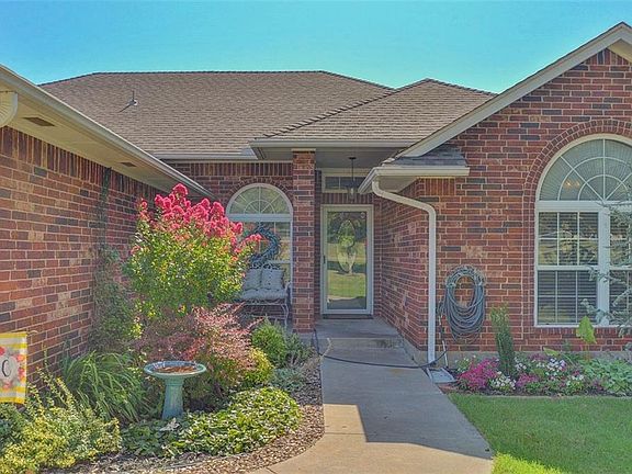 5th image of 274 Murray Dr