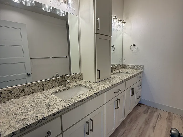 310 Lola St #310 — Photo 8