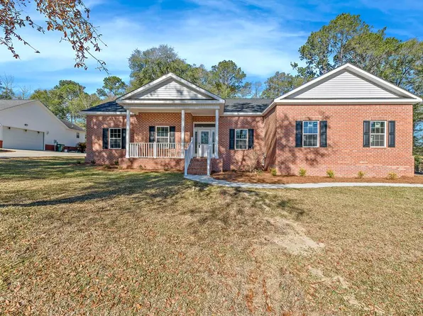 303 Tharpe Dr, Ozark, AL 36360
