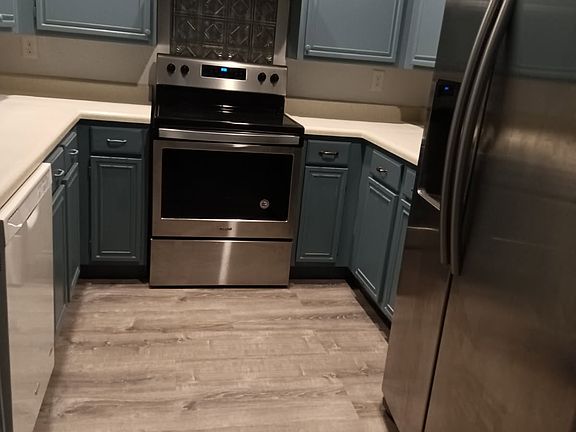 2nd image of 6804 Brookhaven Trl