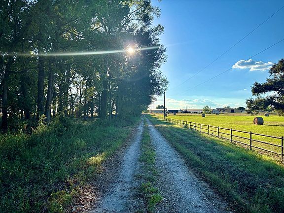 5th image of 2675 Conley Rd